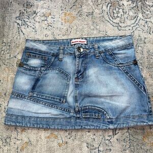 Light Wash Denim Pocket Patch Mini Skirt